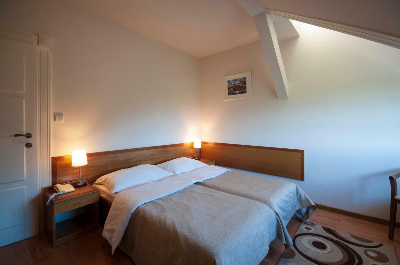 Art Deco Hoffmann 3*