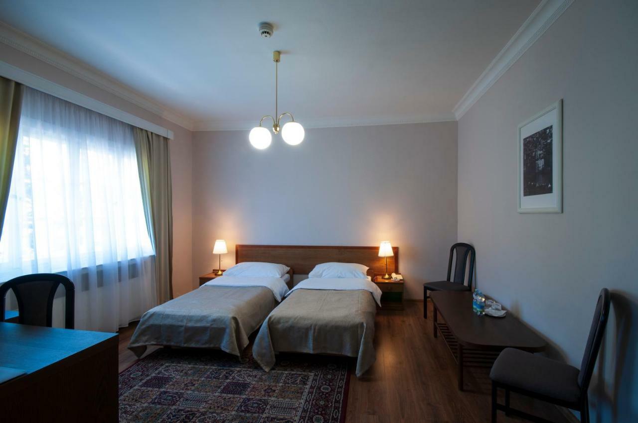 Art Deco Hoffmann 3*